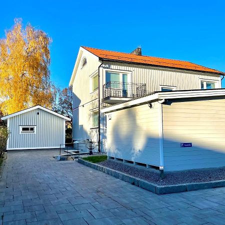 3 Rooms With Private Kitchen & Private Bathroom 5B Gävle Eksteriør billede