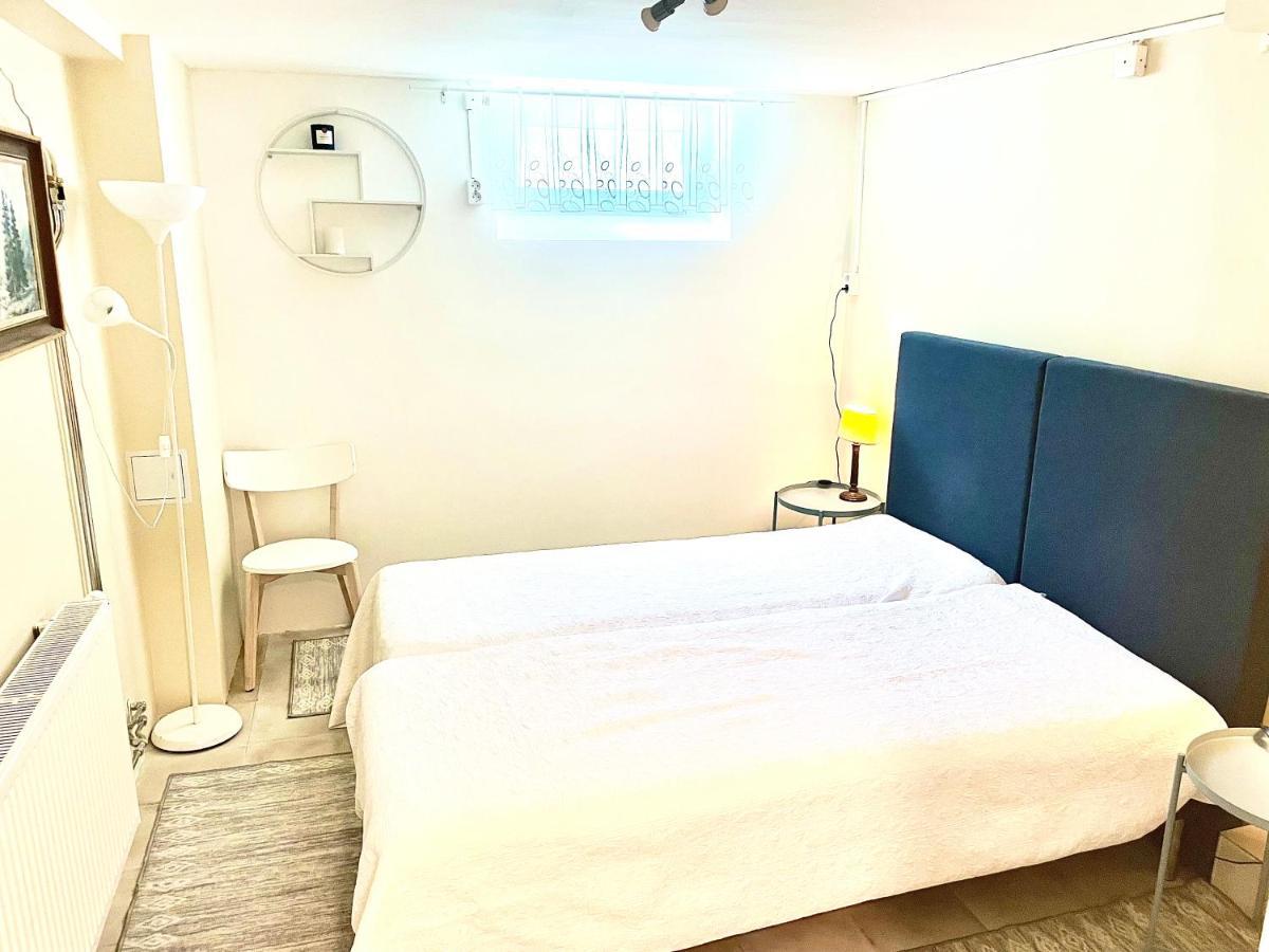 3 Rooms With Private Kitchen & Private Bathroom 5B Gävle Eksteriør billede
