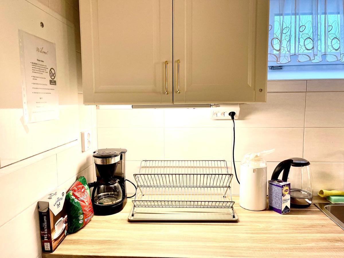3 Rooms With Private Kitchen & Private Bathroom 5B Gävle Eksteriør billede